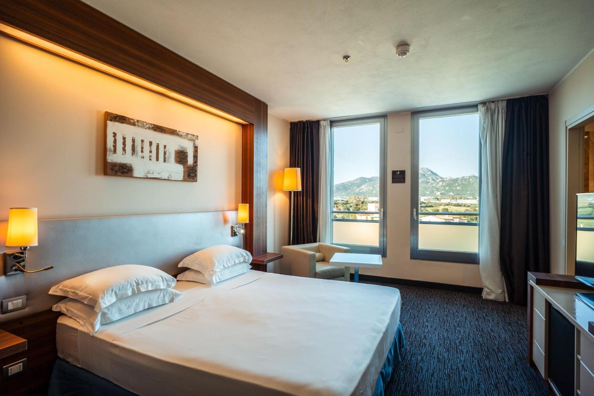 Delta Hotels By Marriott Olbia Sardinia Esterno foto